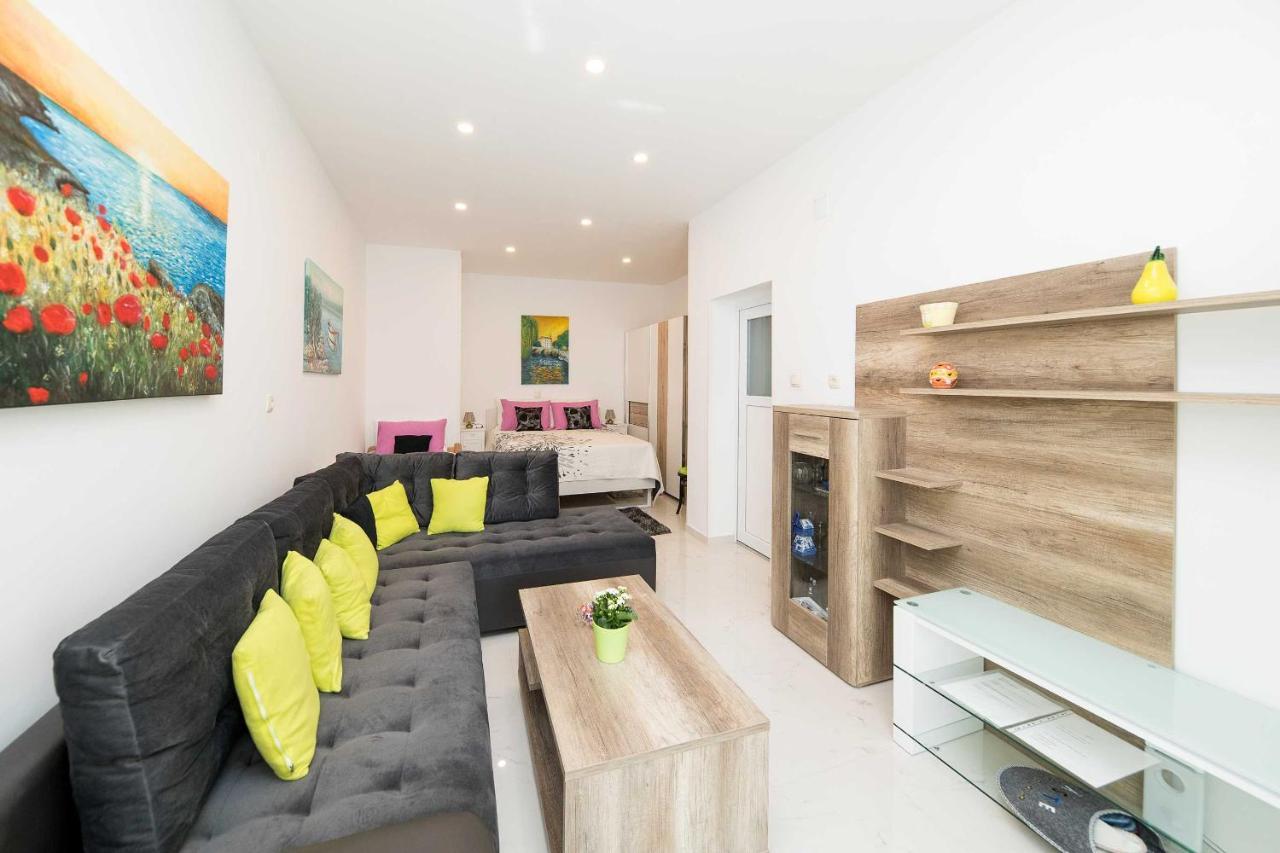 Anvedor Apartment Crikvenica Exterior photo